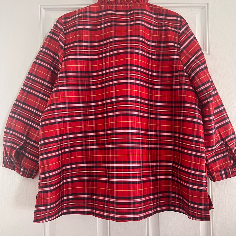 Crown & Ivy Red Plaid Blouse - Picture 3 of 5